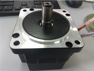 電機相同?，不同的電壓在匹配減速機的會有影響嗎？